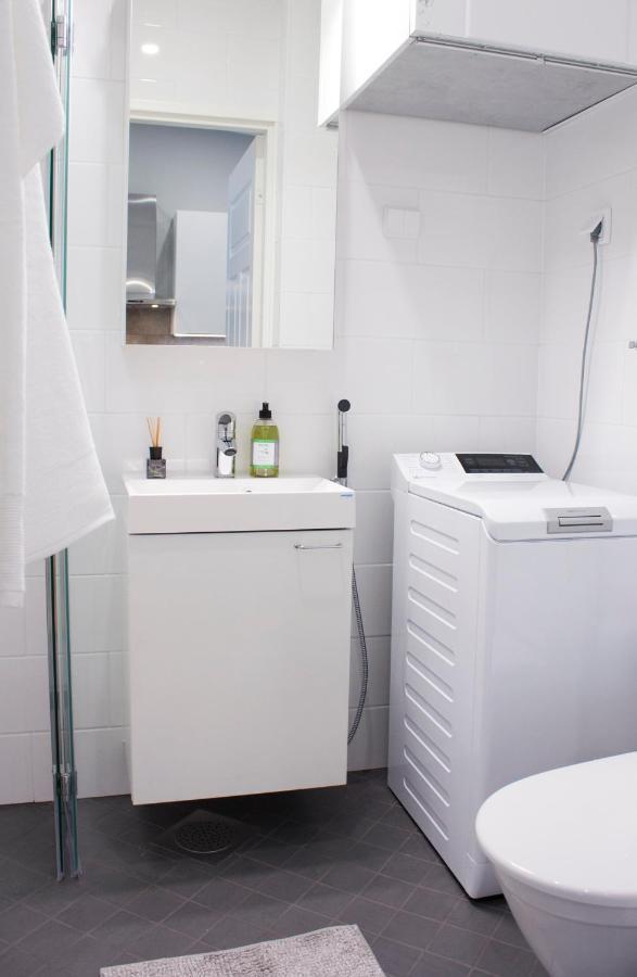 Studio 7, Air-Conditioned, 1 Free Parking, Calm Own Entrance Ювяскюля Екстер'єр фото